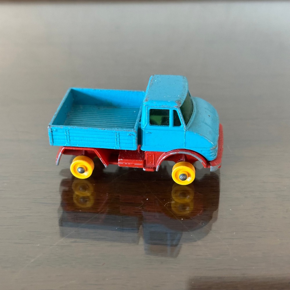 Vintage Matchbox Series Unimog No 49 Lesney England Blue Red Diecast Truck